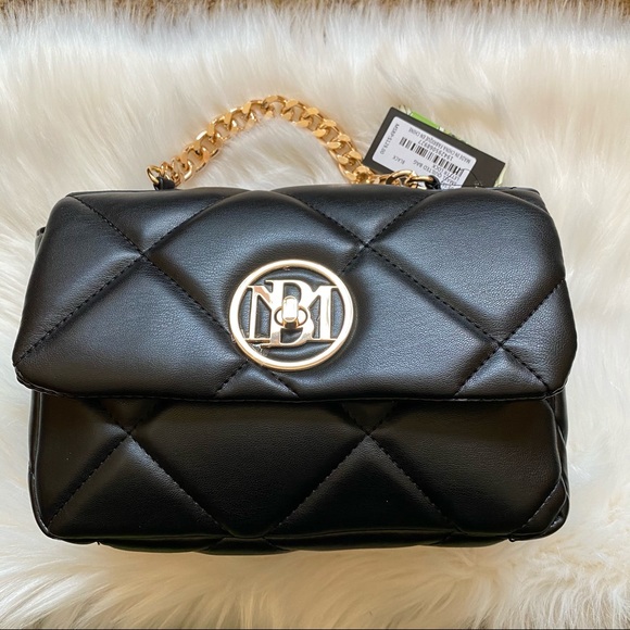 Badgley Mischka Handbags - Badge Mischka vegan leather black purse